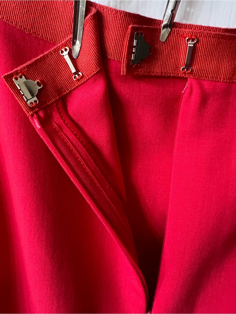 Oscar de la Renta Vibrant Hot Pink/Red Orange Pencil Skirt, size 8 - Picture 9 of 10